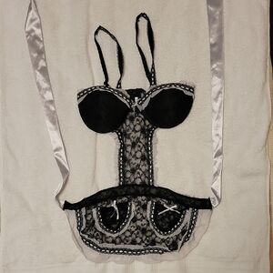Elegant Black Lace Lingerie Maid Outfit